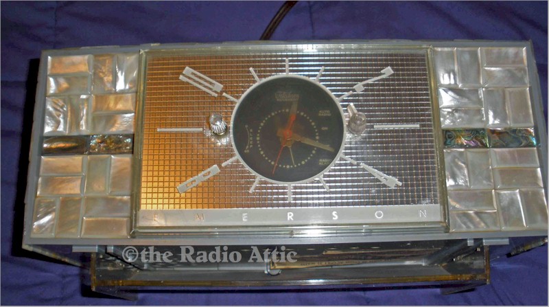 Emerson 845 Series B Mother of Pearl Clock Radio