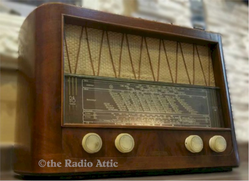 Bang & Olufsen Jet 509K (1952)