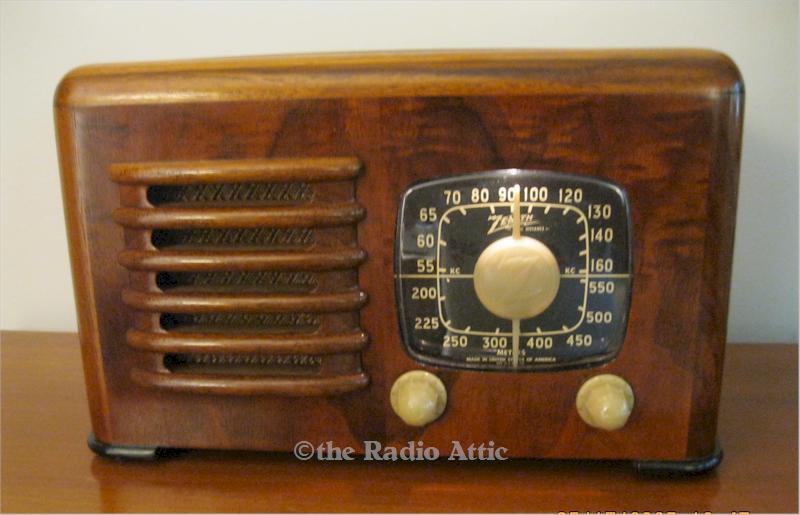 Zenith 6-D-525 "Toaster" (1941)