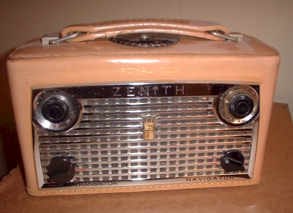 Zenith Royal 760 "Navigator" Transistor (1958)