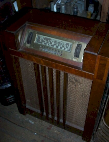 Philco 39-40 Console