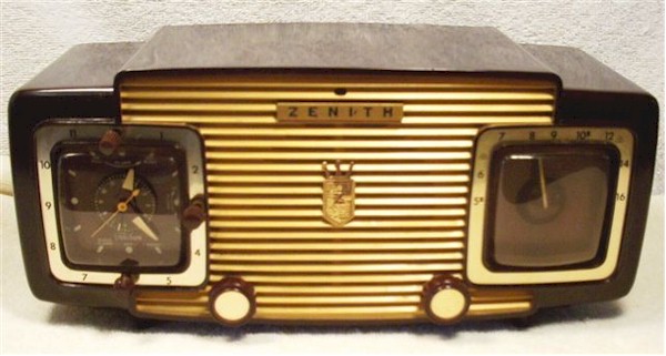 Zenith L-622 Clock Radio