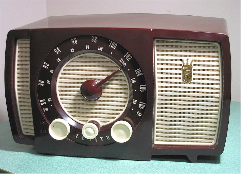 Zenith Y-723 (1956) AM/FM