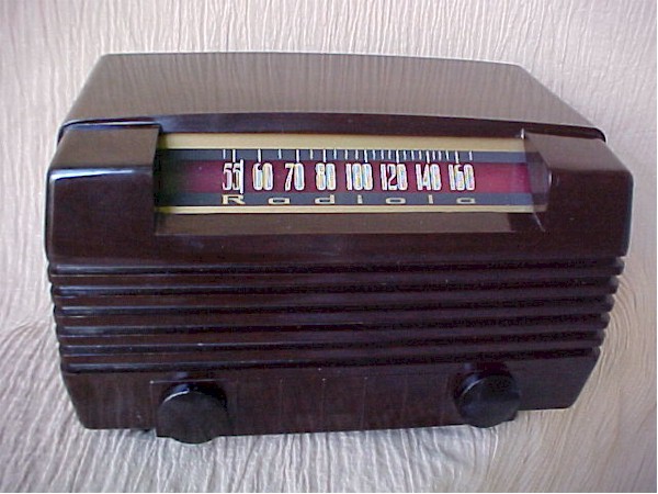 Radiola 61-8 (1946)