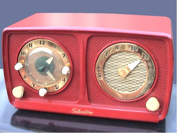 Silvertone Clock Radio (1952)