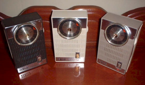Zenith Royal 50 Shirt Pocket Radio (1961)