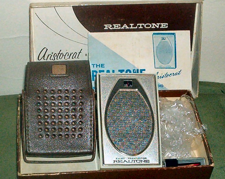 Realtone TR-1843 "Aristocrat"