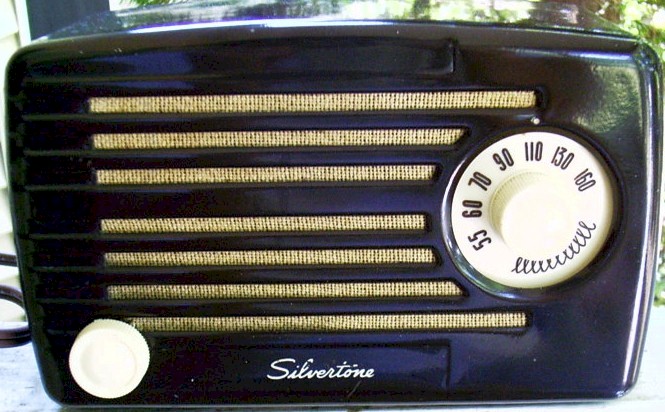 Silvertone 1 Metal Radio