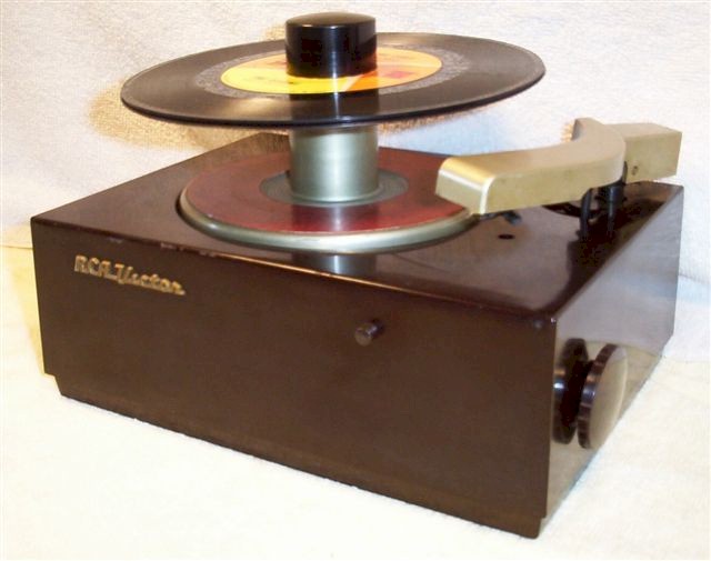 RCA 45J 45 rpm Record Player (1950s)