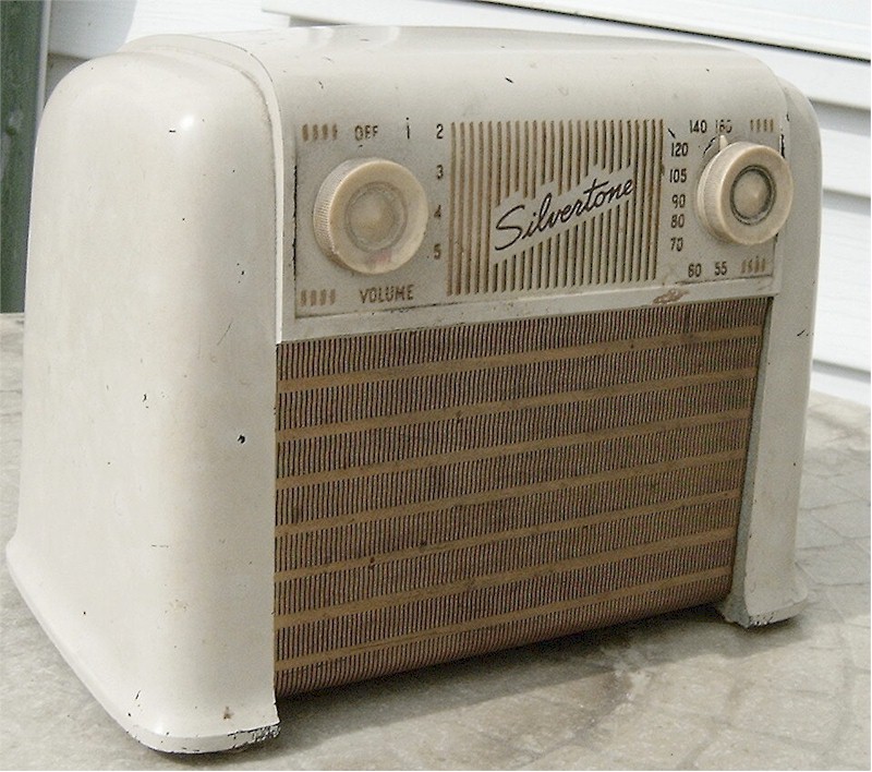 Silvertone 8000 Midget (1946)