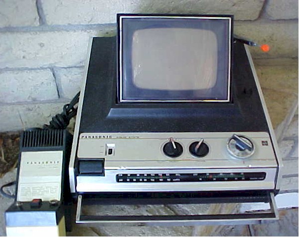 Panasonic TR-425R Portable