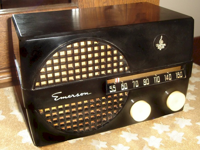 Emerson 652 (1950)