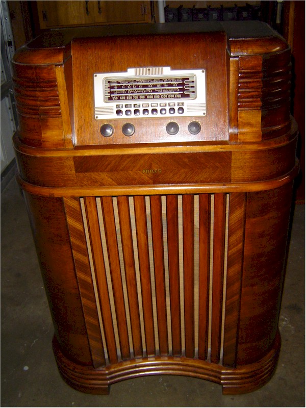 Philco 40-180 Console