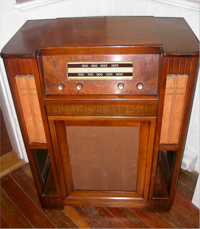 Philco Radio-Phonograph Combination (1940s)