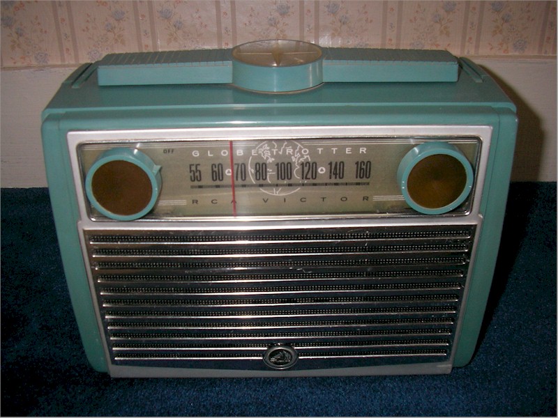 RCA Globetrotter Portable Radio (1950s)