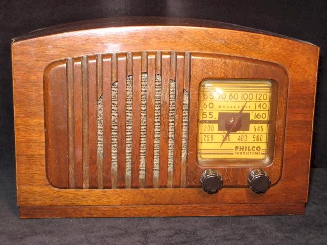 Philco PT-44