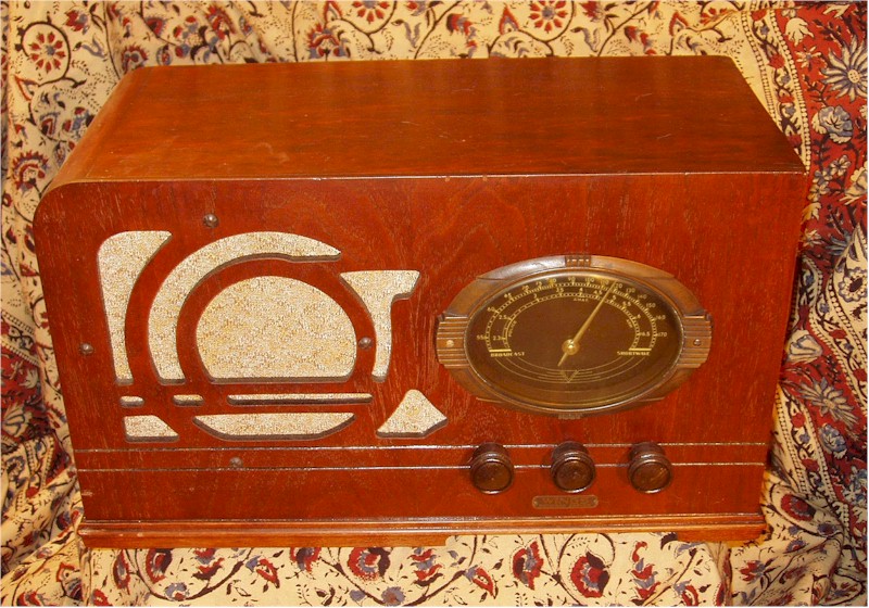 Goodyear "Wings" Radio (1936)