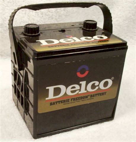 Delco Freedom Battery Radio