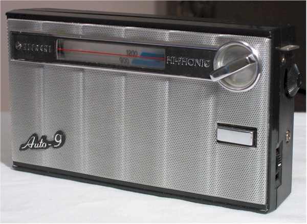 Hitachi TH-900 "Hi-Phonic" (1965)