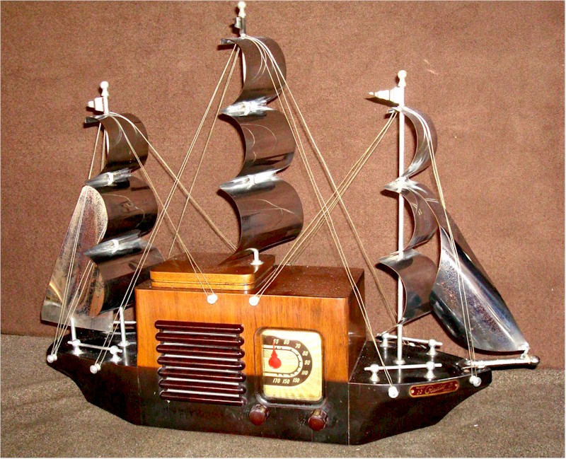 Melody Cruiser Ship Radio (1946)
