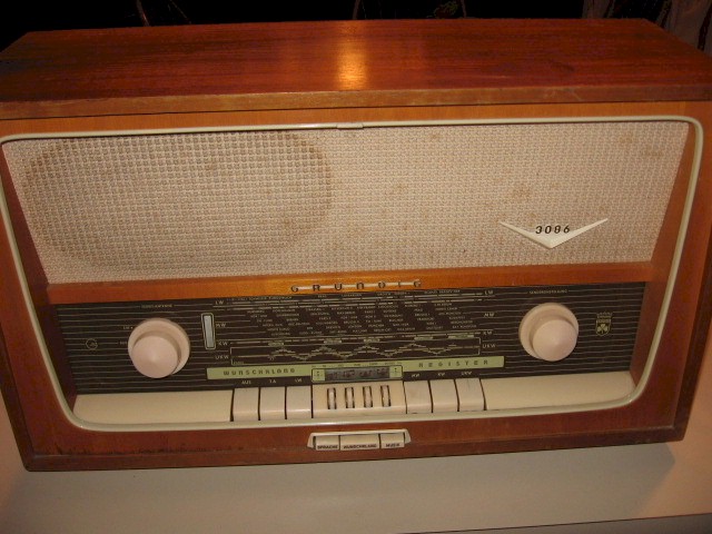 Grundig-Majestic 3086