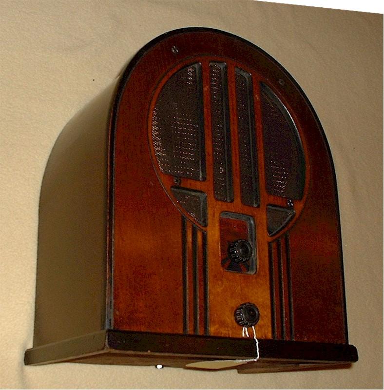 Philco 84B Cathedral