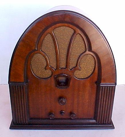 Philco 70 Cathedral