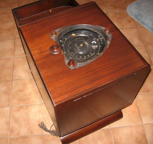 Zenith 7-S-240 Chairside