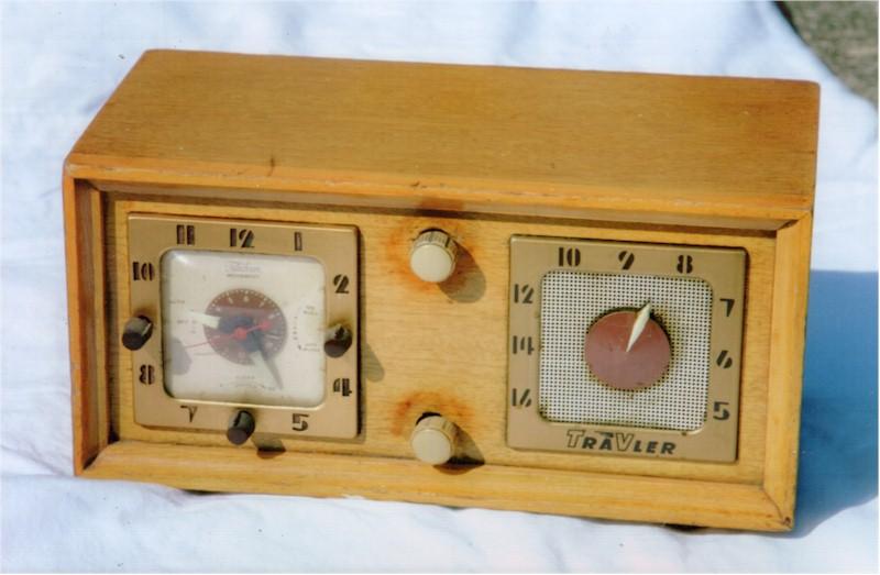 Trav-Ler 5170 Clock Radio(1952)