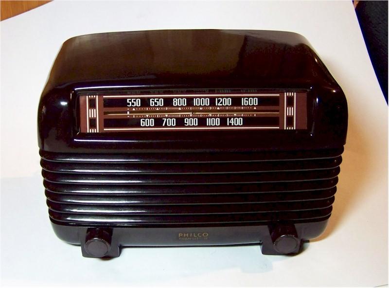 Philco 46-250 Transitone (1946)