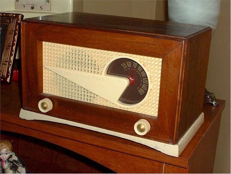 Philco 49-506 "The Wedge" (1949)