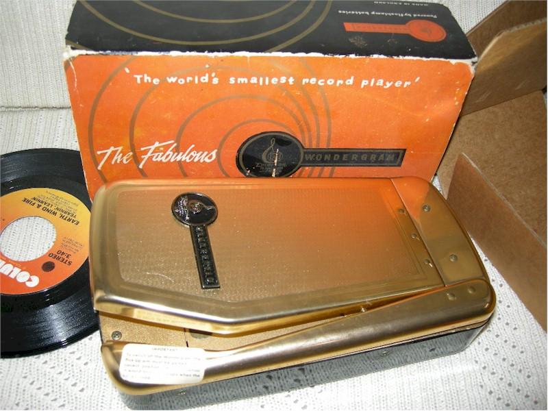Emerson Wondergram Portable Phonograph