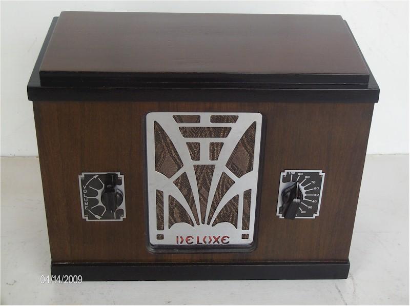 Deluxe Radio (1935)