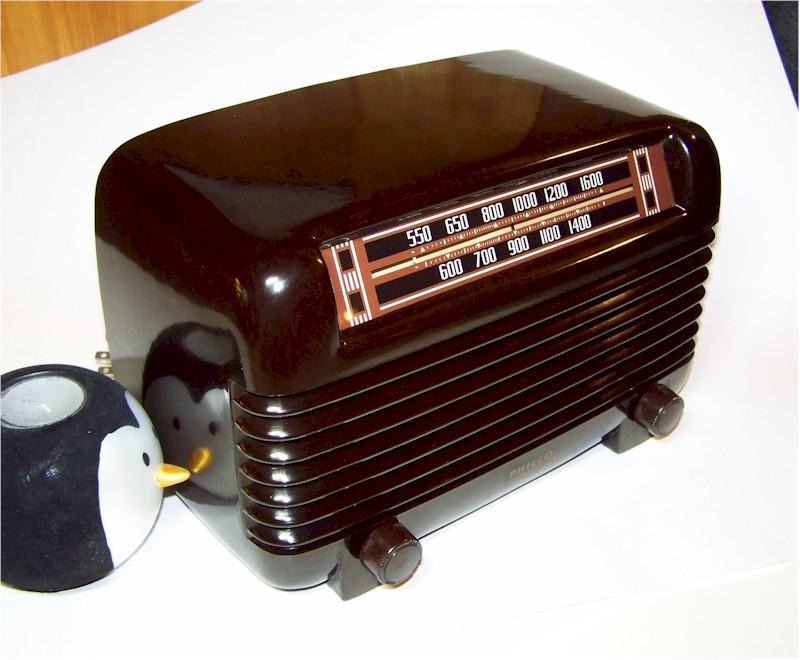 Philco 46-250 Transitone (1946)