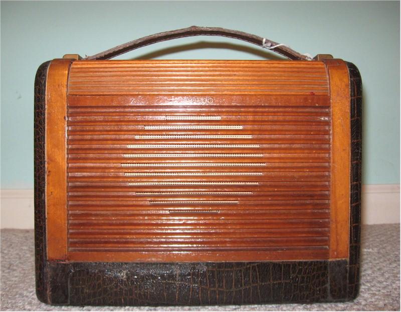 Philco 48-360 Portable (1948)