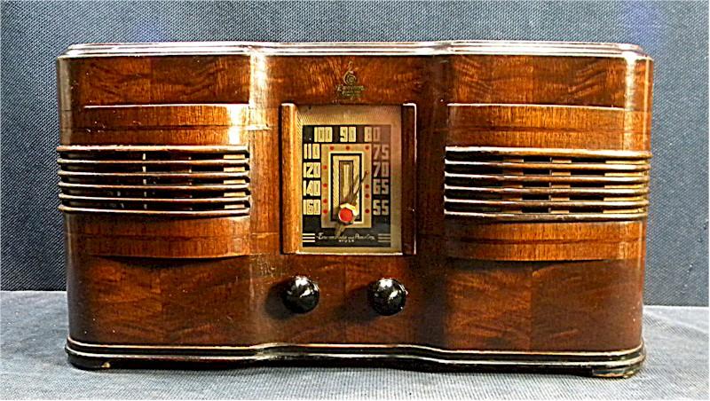 Emerson ECB-376 w/Ingraham Cabinet (1940)