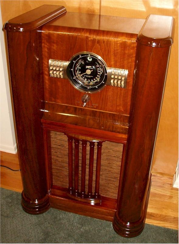 Zenith 9-S-369 Console (1939)