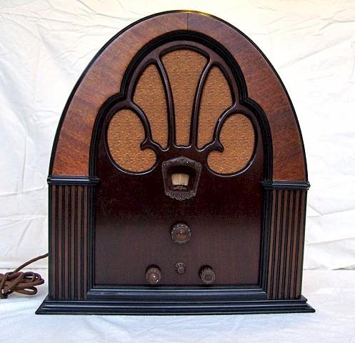 Philco Mahogany 70 (1931)