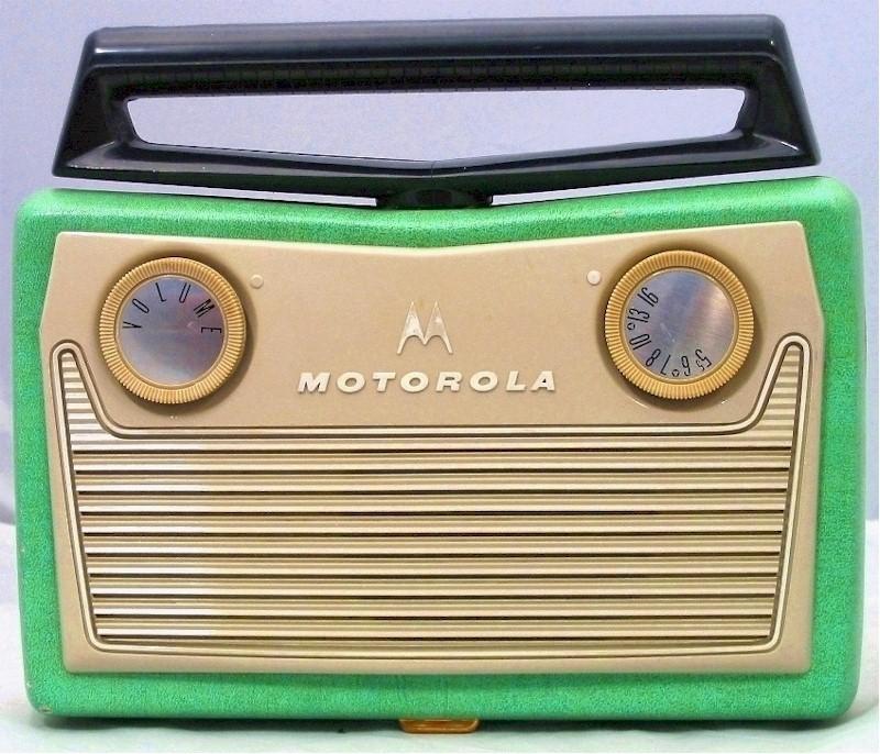 Motorola SP22-1 AC/DC Portable (1950)