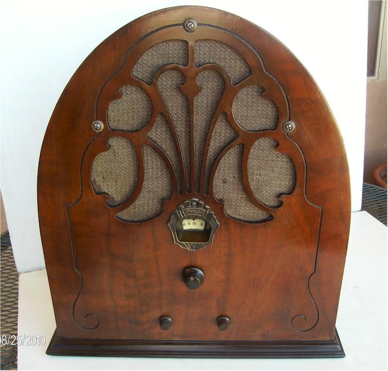 Philco 20 Cathedral (1930)
