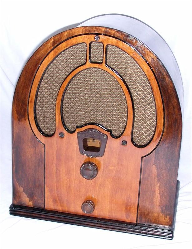 Philco 80B (Jr.) Mini Cathedral (1933)