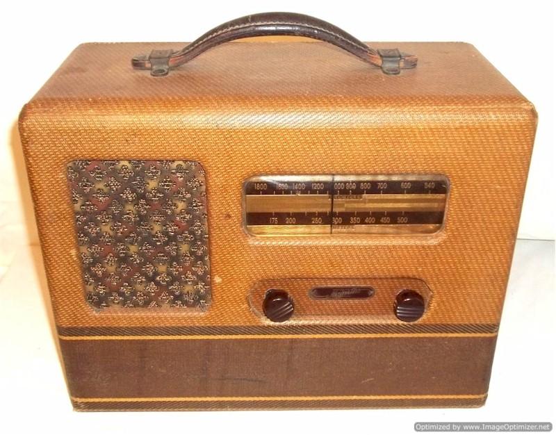 Majestic 421 Battery Portable (1939-40)