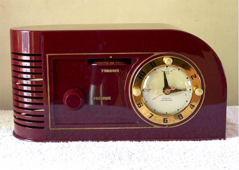 Continental 1600 Clock Radio (1948)