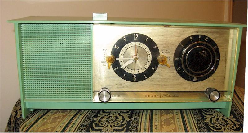 Silvertone 6034 Clock Radio