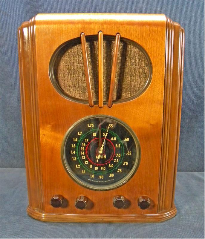 Arvin 517 "Rhythm Junior" Tombstone (1938)