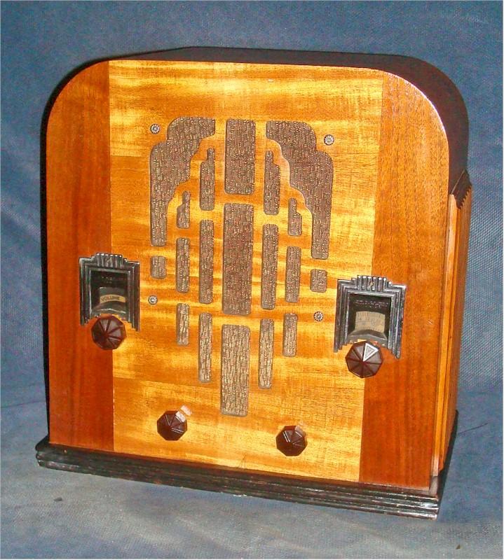 Crosley 6V2 Tombstone (1934)