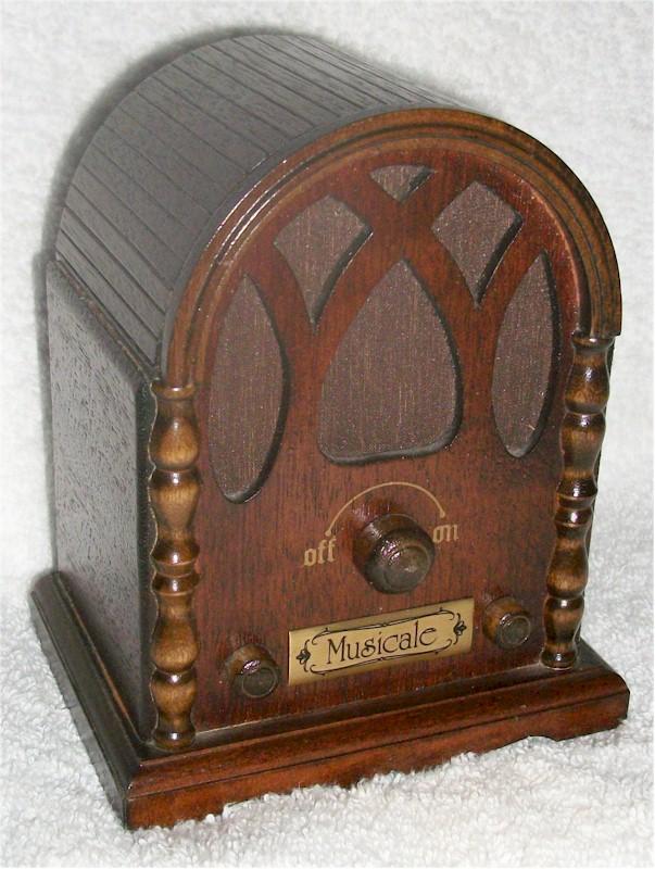 Musicale Radio Music Box