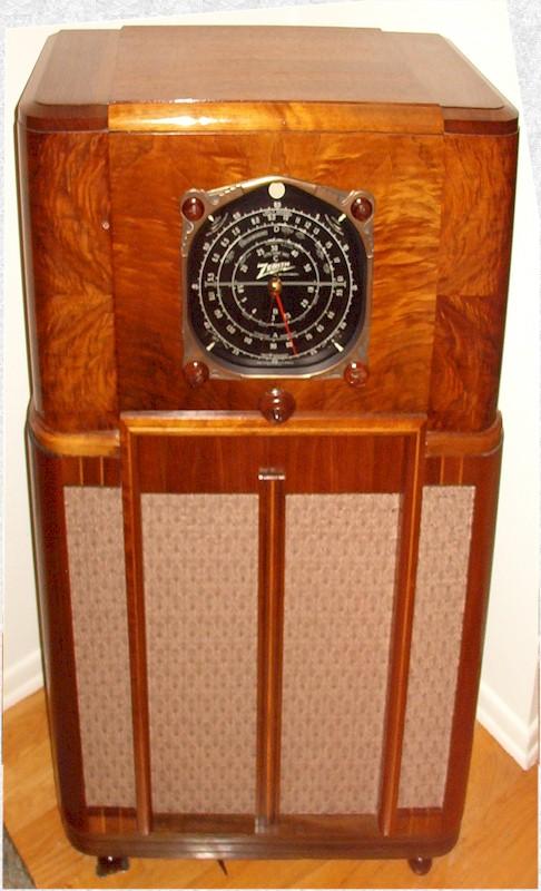 Zenith 12-U-158 Console (1937)