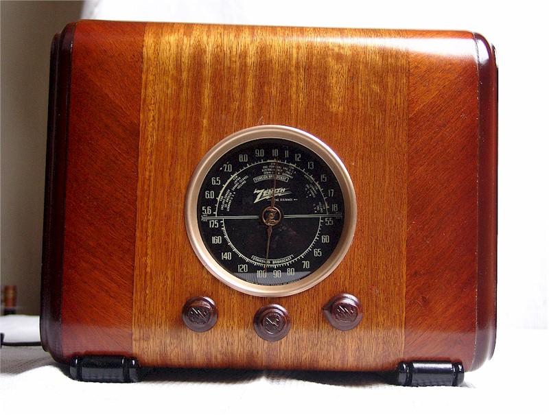 Zenith 5-J-217 "Cube"
