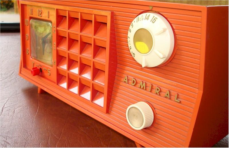 Admiral 5S35N Clock Radio (1955)